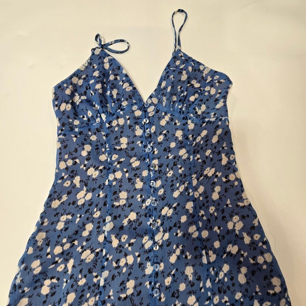 MAJORELLE Quincy Midi Dress in Blue Ditsy XS - Picture 4 of 10